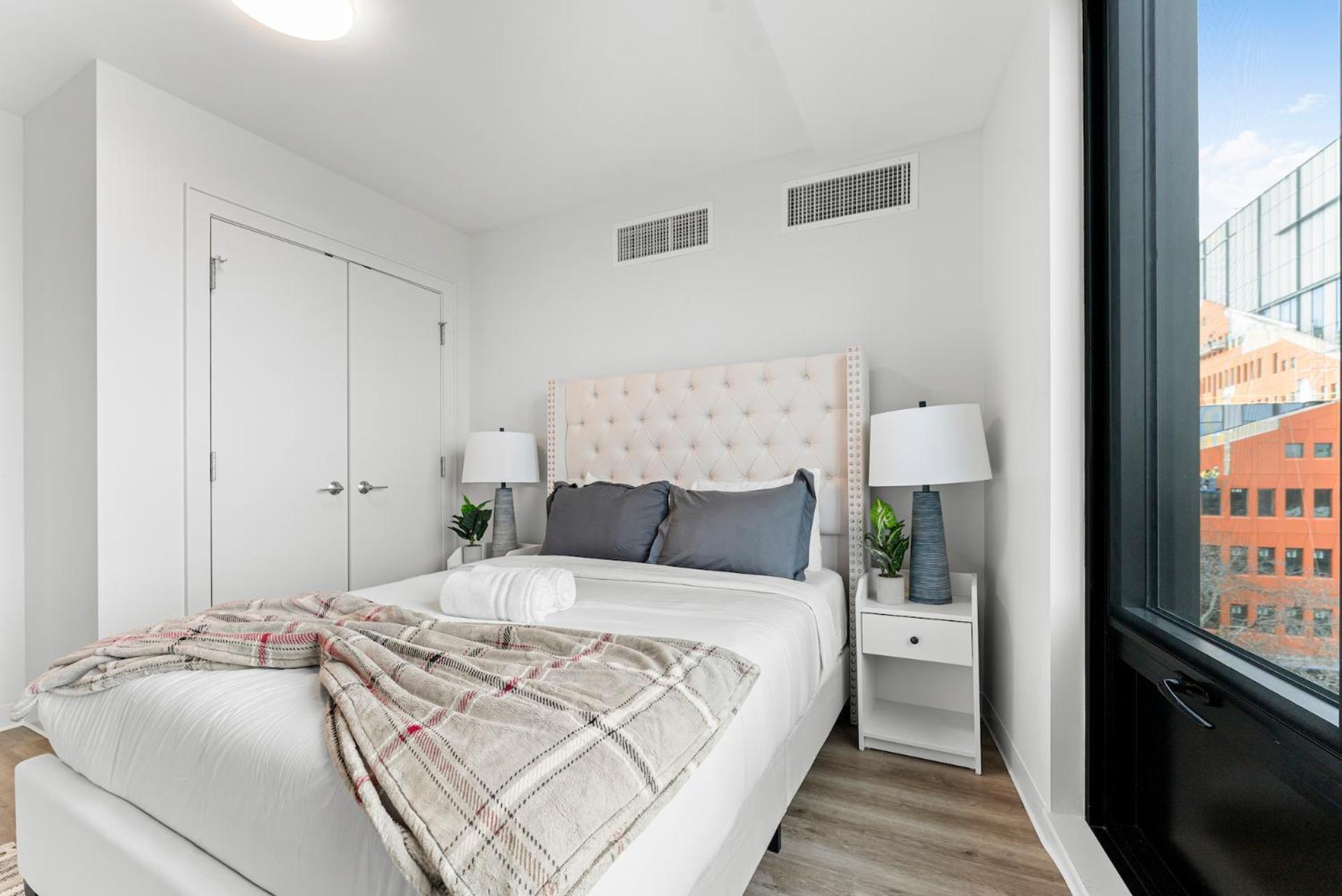 Furnished Luxury Apartment Next To Harvard Stadium Boston Buitenkant foto